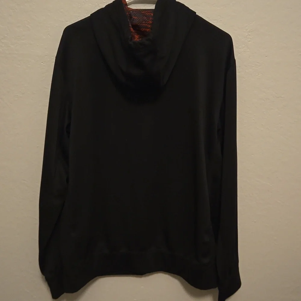Nike Men's Therma-fit Hoodie Black with Red Accents - Picture 2 of 4